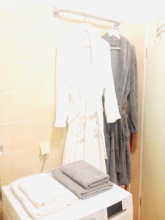 Welcome To Messe! Two-Bedroom Smartapartment &Balcony Хановер Екстериор снимка